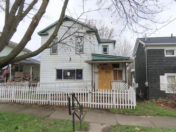 163 W 1st St, Corning, NY 14830