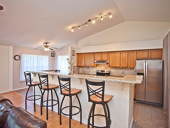 5th image of 3510 W Essex Dr