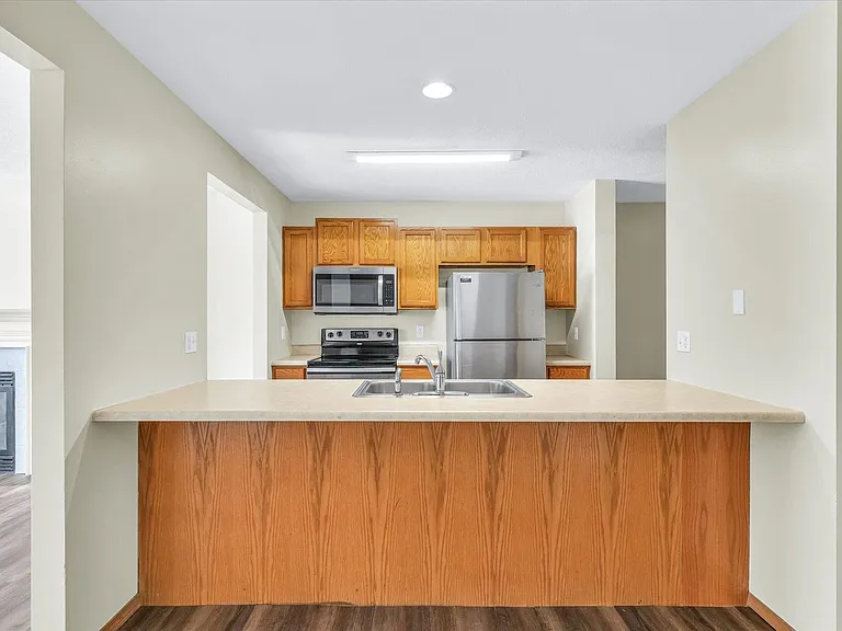 2721 Rainbow Ave — Photo 24