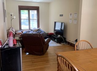 856 W Fletcher St UNIT 1REAR, Chicago, IL 60657