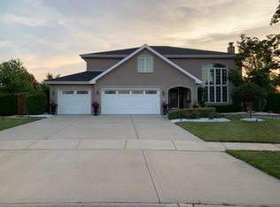 10736 Crystal Creek Dr, Mokena, IL 60448