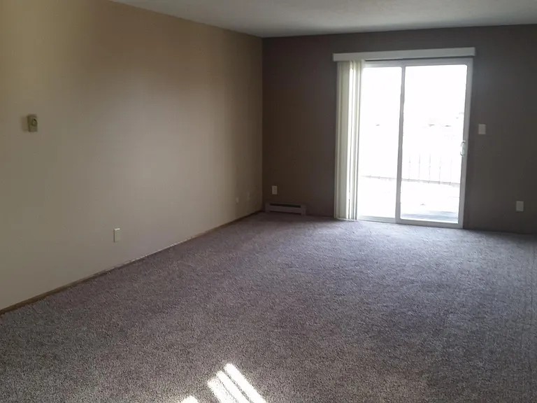 2625 S 17th St #12 — Photo 3