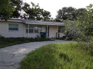 11228 Ridge Rd, Seminole, FL 33778