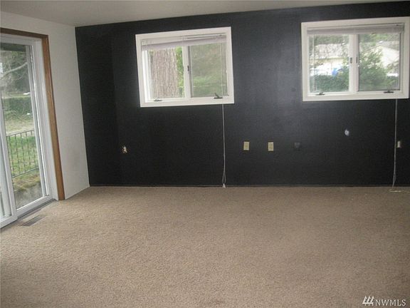 5th image of 316 Orchard Ave N