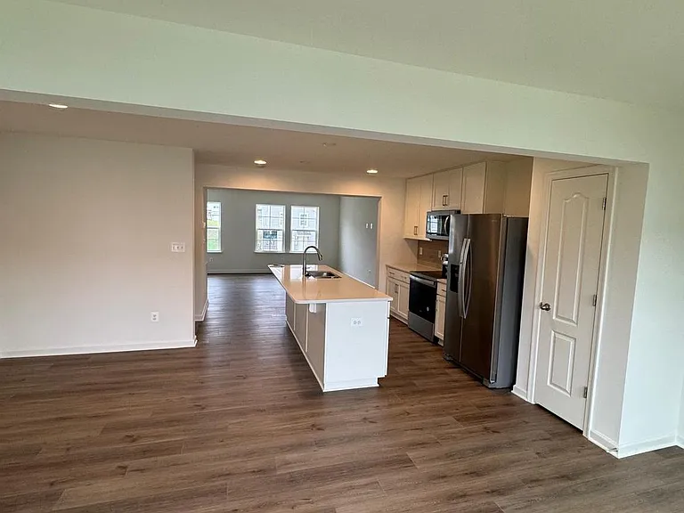 120 Tuxford Rd — Photo 11