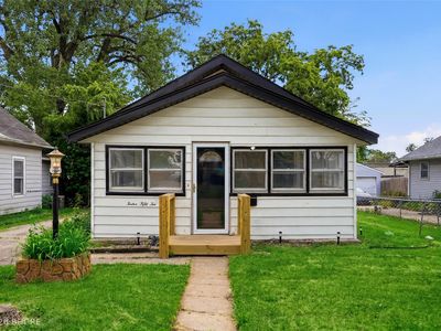 1252 E 23rd St, Des Moines, IA, 50317