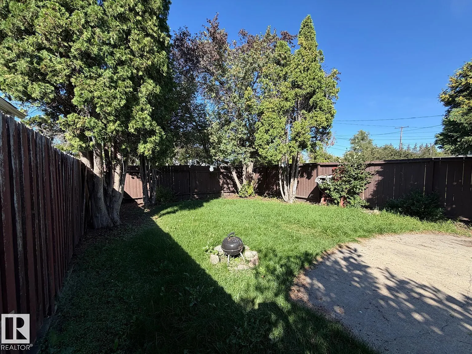 3 bed, 1.0 bath, 1171 sqft, $1,500 — Photo 2