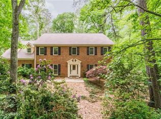 9335 Huntcliff Trce, Sandy Springs, GA 30350