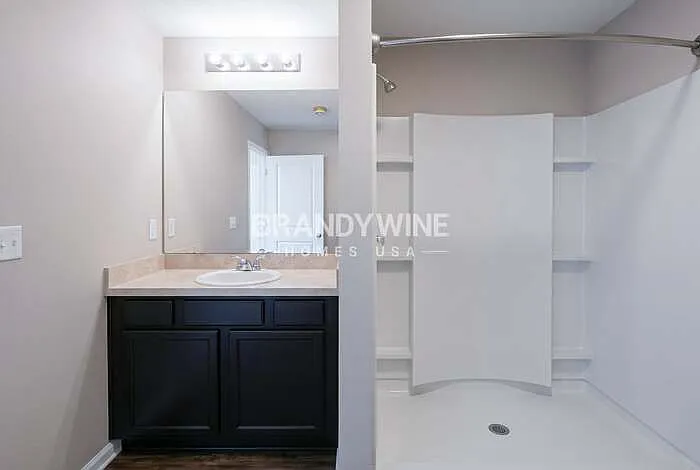 1832 James Madison Ct — Photo 10
