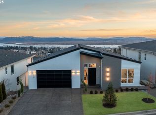 356 W W St, Washougal, WA 98671