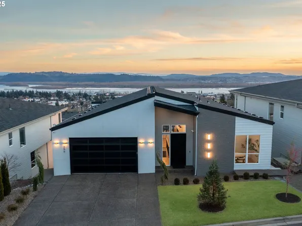 356 W W St, Washougal, WA 98671