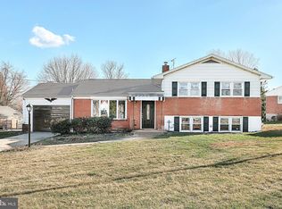 28 Pine Springs Blvd, York, PA 17408