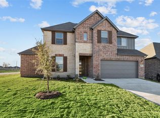 704 Metallic Tree Ln, Van Alstyne, TX 75495