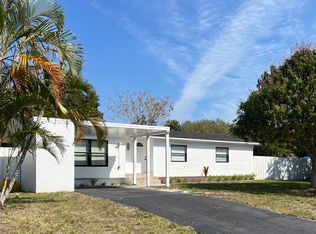 3811 Chickasha Rd, Lake Worth, FL 33462