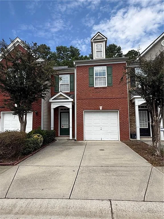 3 bed, 2.5 bath, 1696 sqft, $1,995 — Photo 2