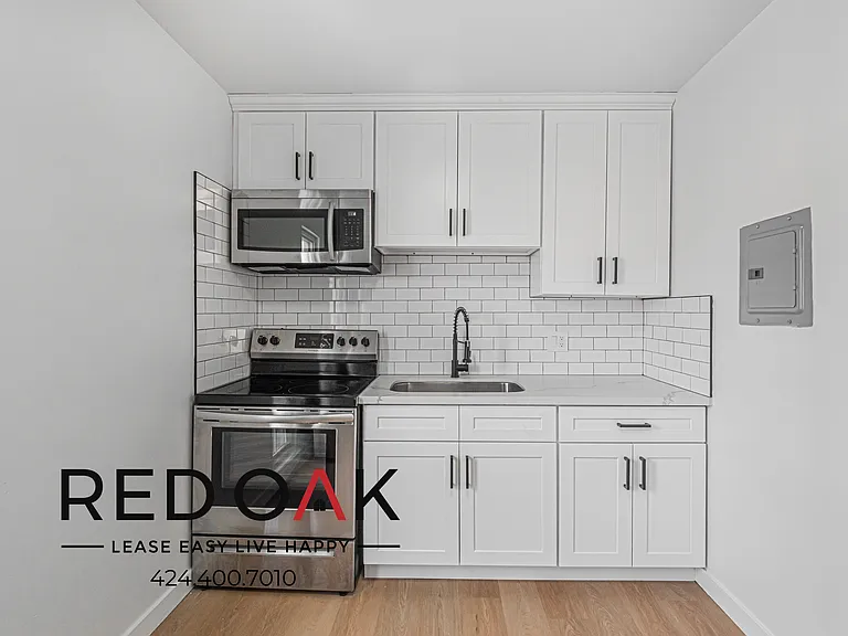 1540 W 145th St #1 — Photo 7