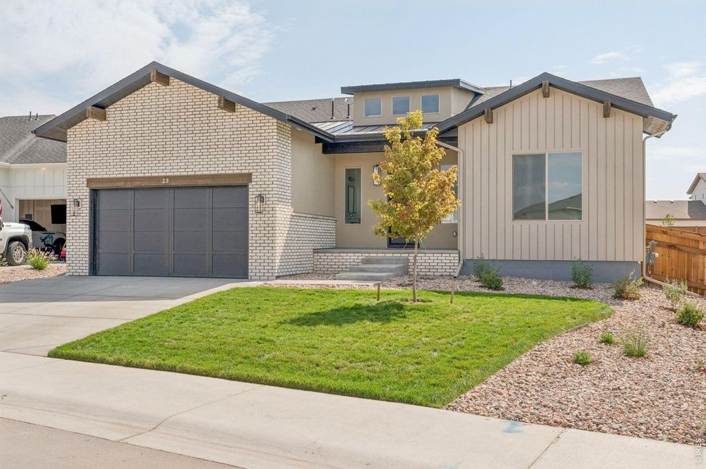23 Snowcap Dr