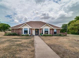 548 Rocky Acres Rd, Cedar Hill, TX 75104