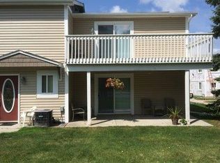157 Atwater St APT A, Lake Orion, MI 48362
