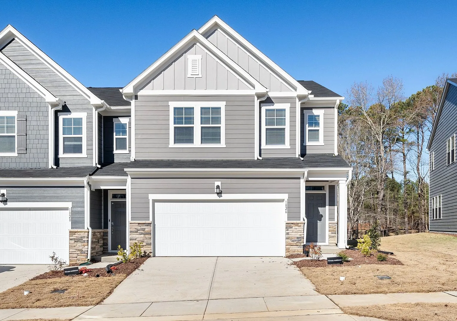 Location, Community, Quality Living It Starts Here at Depot 499! Limited Time: One Month Free. — Photo 3