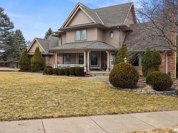2nd image of 1133 W Brookforest Dr