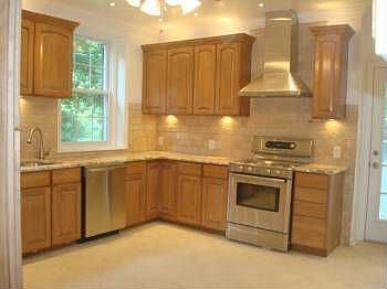4th image of 6680 Lincoln Dr