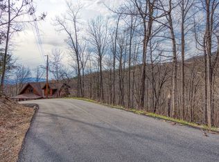 Pine Top Ln, Gatlinburg, TN 37738