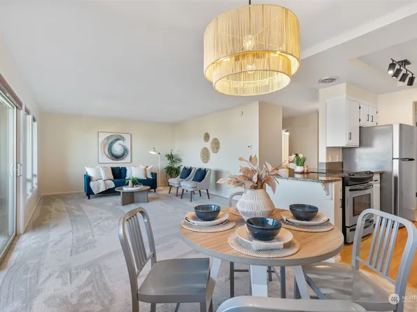 924 N Garden Street #301, Bellingham, WA 98225