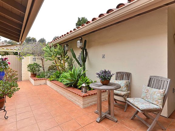 3rd image of 115 Salina Cruz Ct