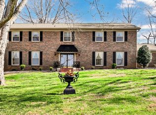 351 Fairway Dr, Clarksville, TN 37043