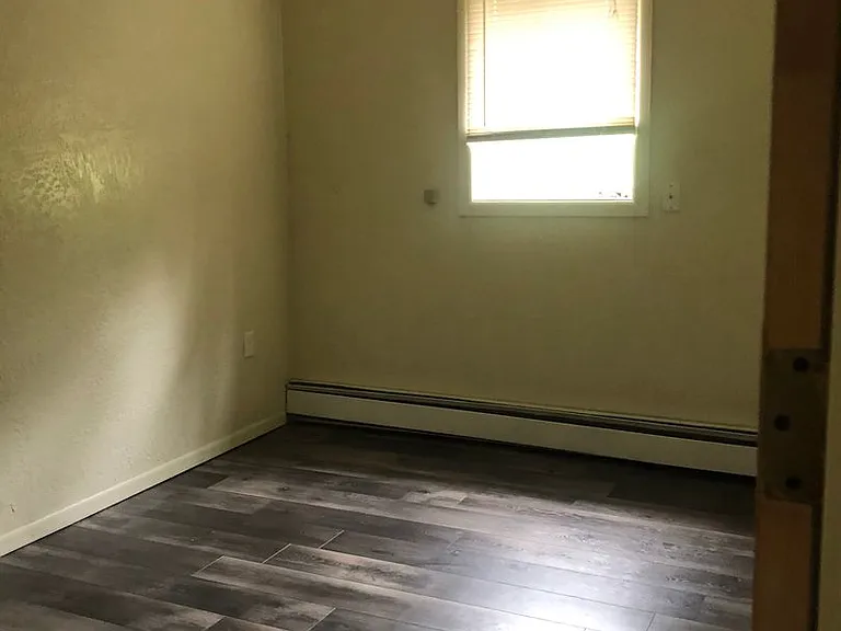 2084 Jackson St — Photo 2