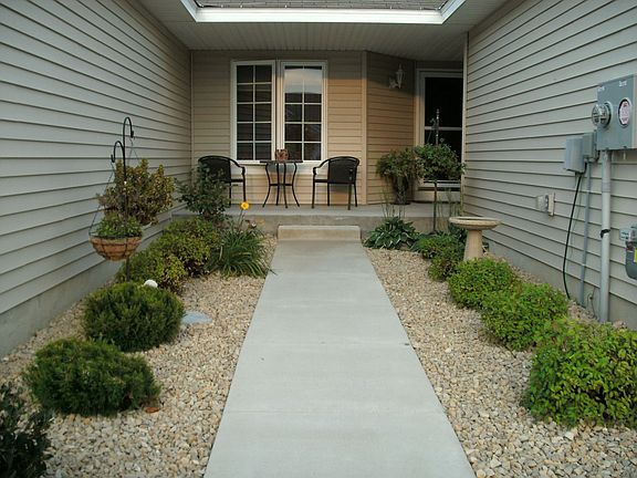 Great private walkup to home