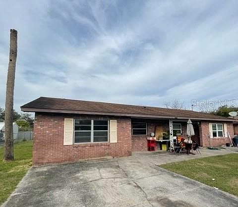 1st image of 2421 AVENUE C SW