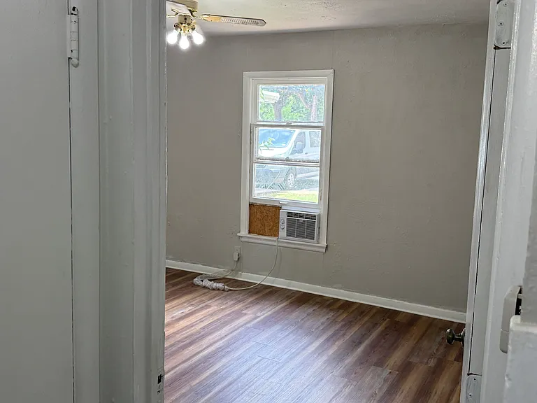 803 Cherry St — Photo 22