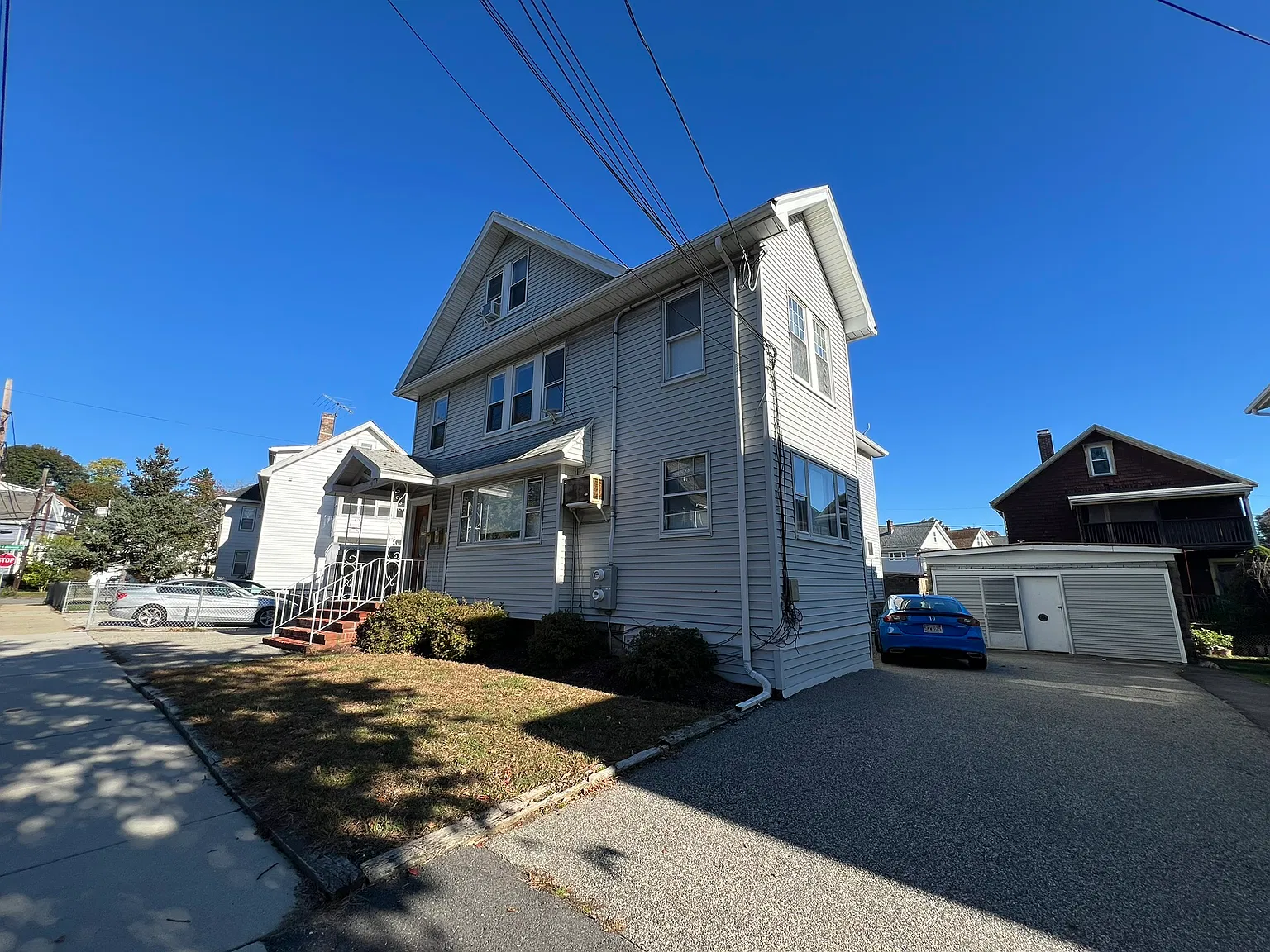 2 bed, 1200 sqft, $3,200 — Photo 1
