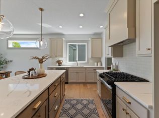 355 NW Woodmoor Dr, Waukee, IA 50263
