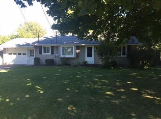 6152 Slocum Rd, Ontario, NY 14519