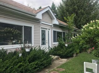 7350 Wolf Rd, Burr Ridge, IL 60527