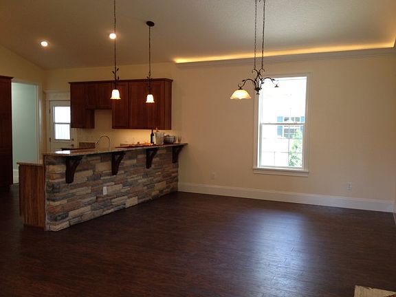 2nd image of 1415 Mosswood Dr