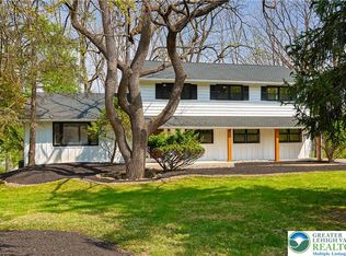 2011 Greenwood Rd, Allentown, PA 18103