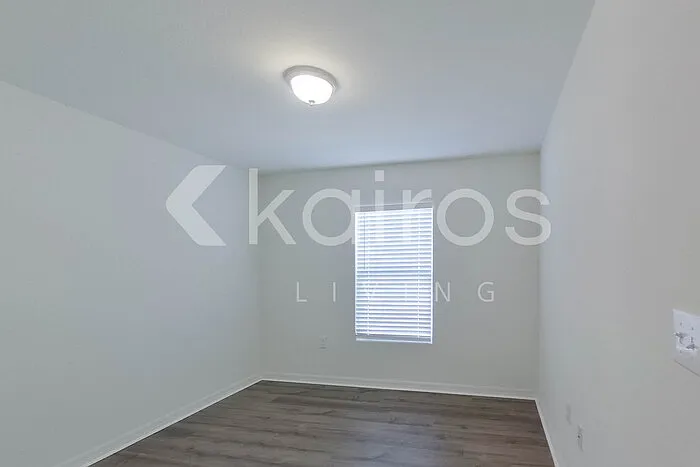 262 Grenada St — Photo 15