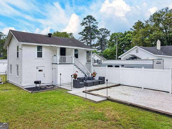 5th image of 90 Varnedoe Ave