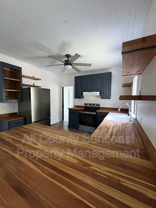 2 bed, 1.0 bath, $1,445 — Photo 4