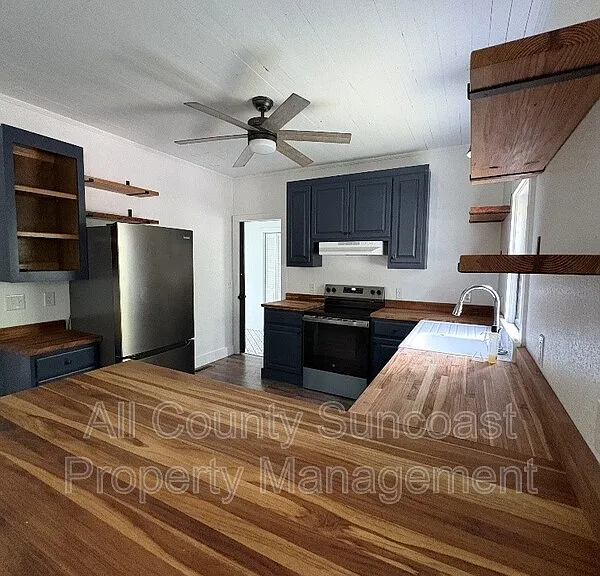 420 Magnolia St — Photo 4