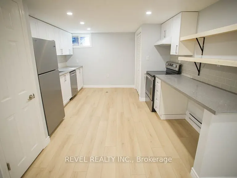 415 Chatham St #3 — Photo 7