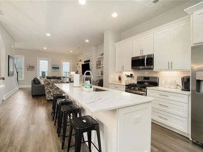 213 Sessions St, Woodstock, GA, 30188