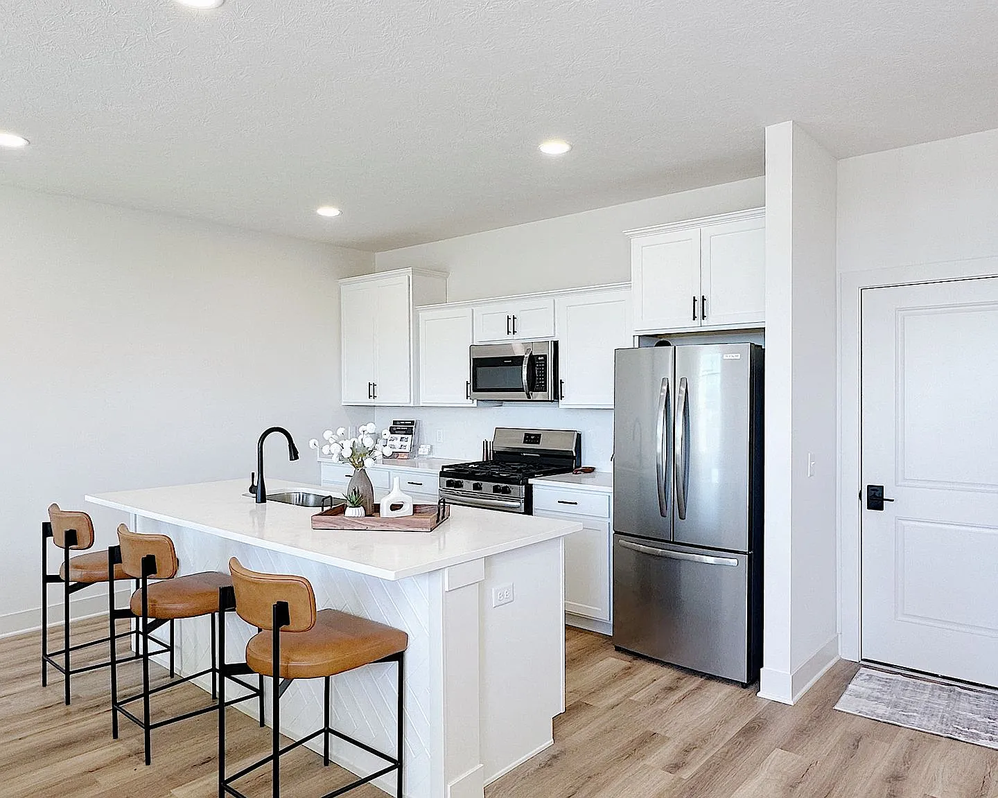 West Heights — Photo 1
