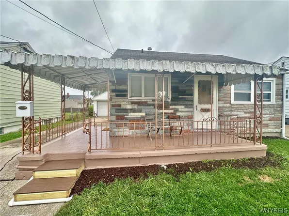 214 Griffith St, Sloan, NY 14212
