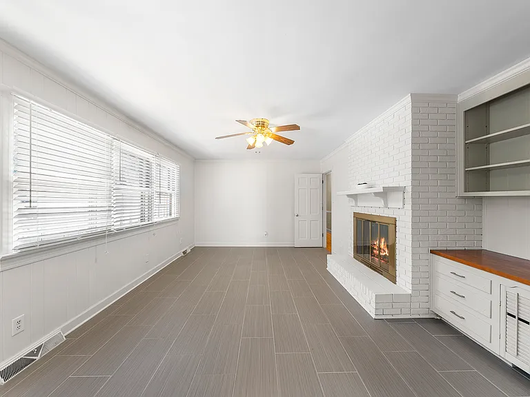 2808 Glen Burnie Dr — Photo 12