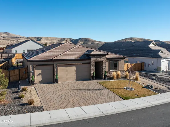 8377 Fenhollow Dr, Verdi, NV 89439